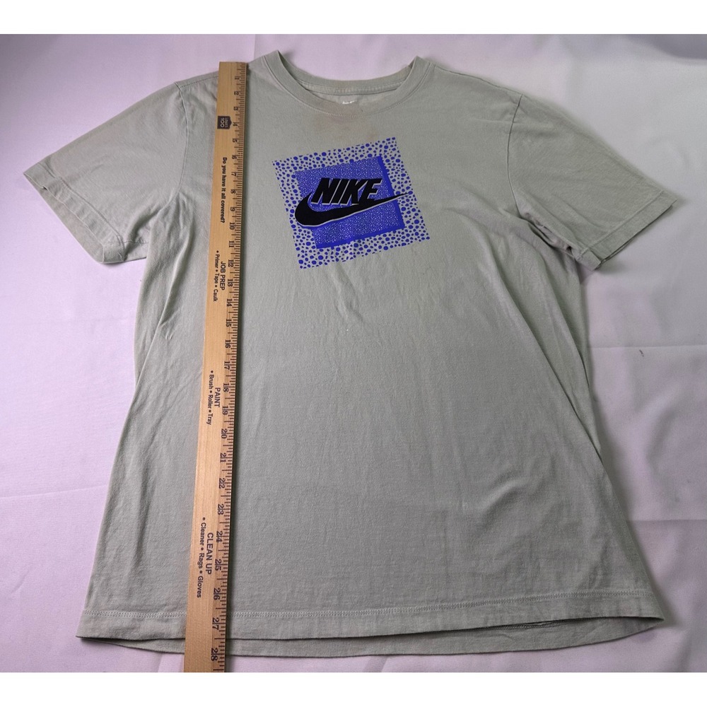 Nike Graphic T Shirt Mens Medium Sage Green Blue Safari Print Distressed Stained - Picture 7 of 7